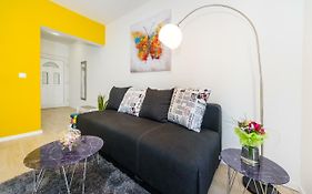 Apartments Maras